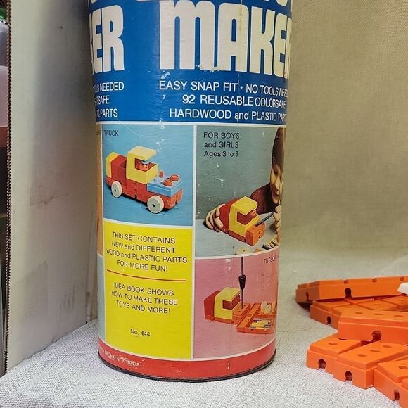 TinkerToy Toy Maker Easy Snap Reusable Wood Plastic No 444 - Picture 2 of 10
